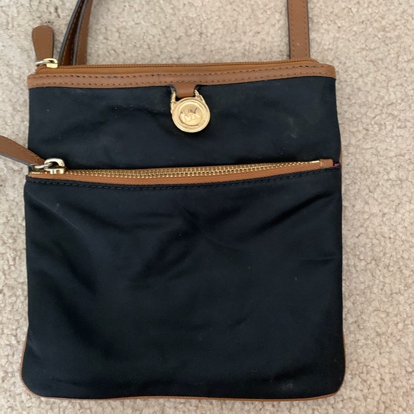 Micheal Kors Kempton Nylon Purse - Picture 5 of 7